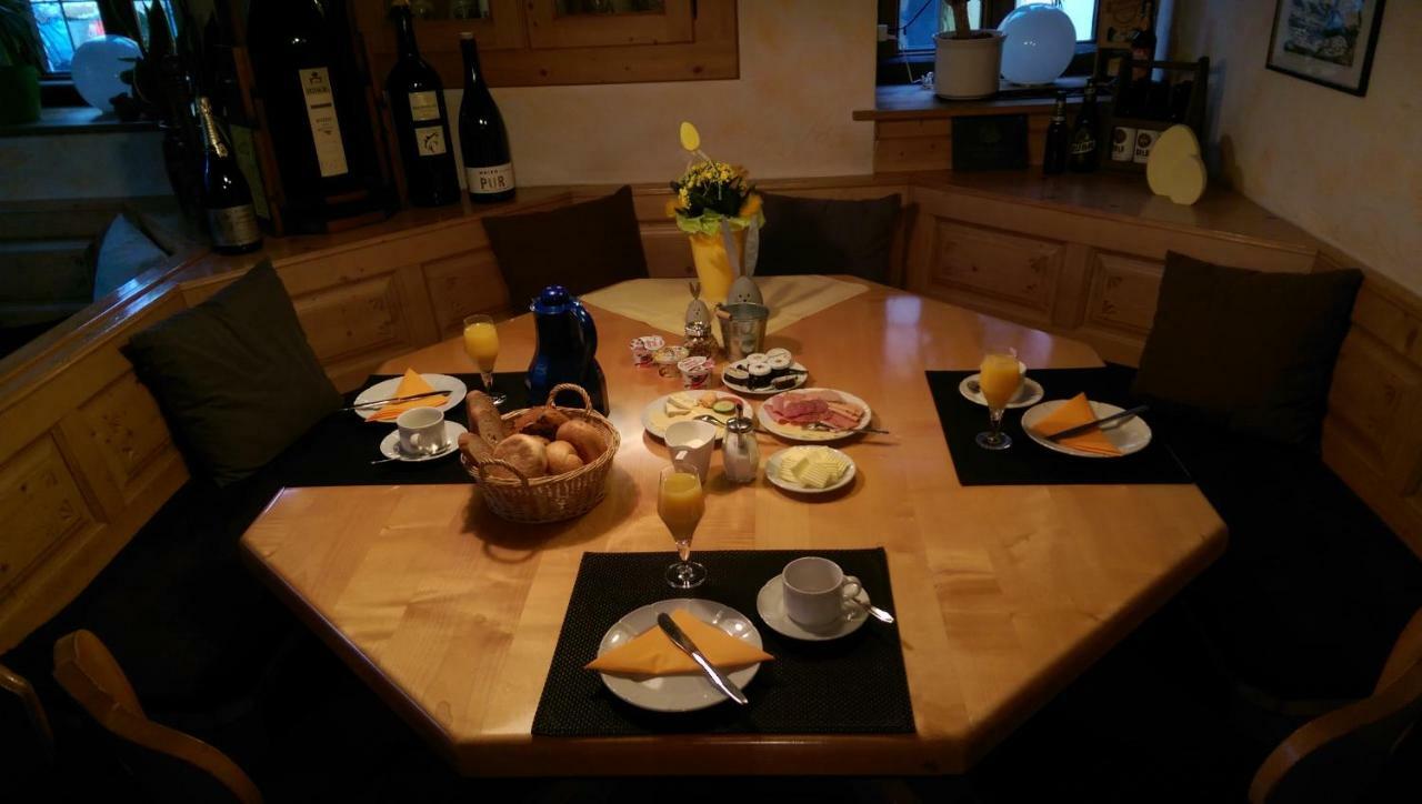 Scheinfeld Hotel-Gasthof Krone-Lax מראה חיצוני תמונה